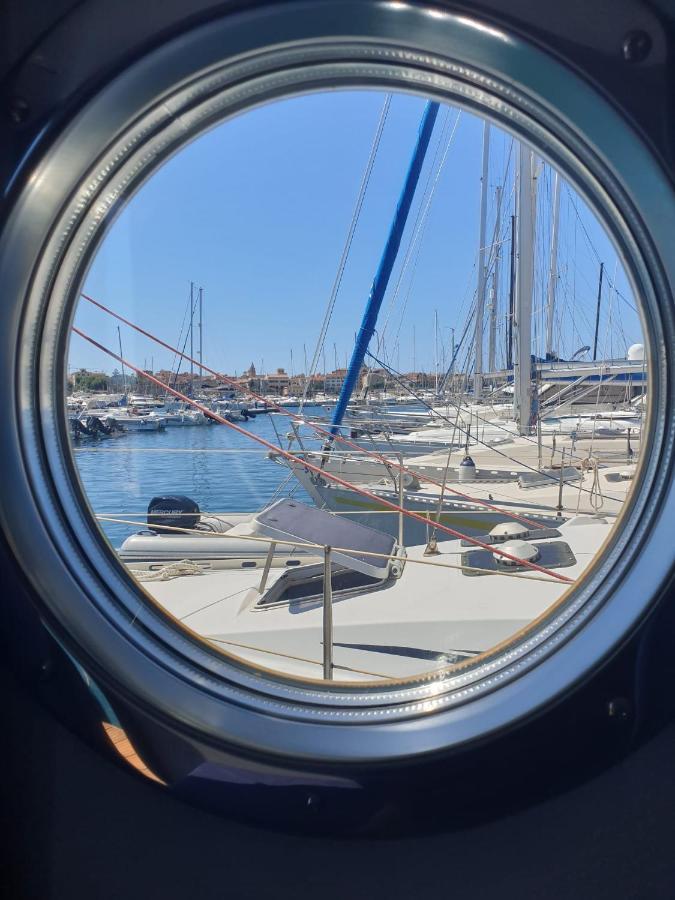 Houseboat Seabreeze Hotel Alghero Exterior foto